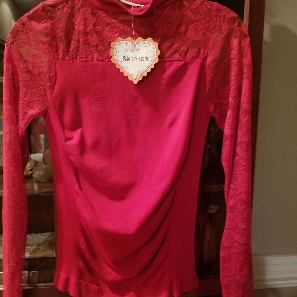 New with tags red lace top. Smoke free home